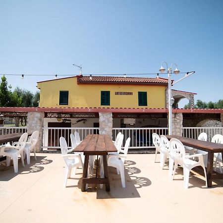 Coppola Rossa Relax Bed & Breakfast เวียสเต ภายนอก รูปภาพ